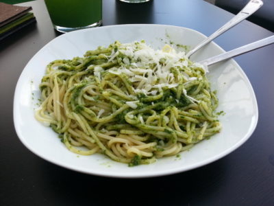 Rucola-Knoblauch-Pesto