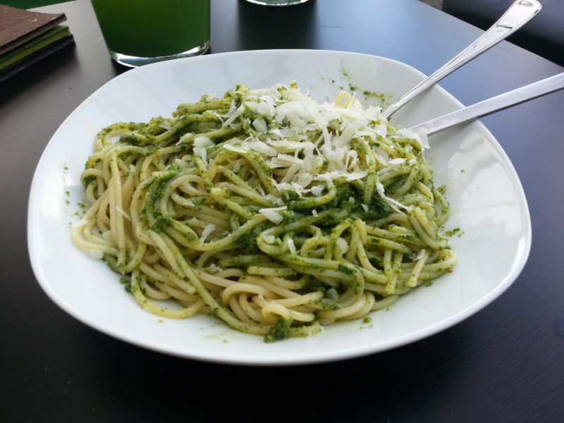 Rucola-Knoblauch-Pesto